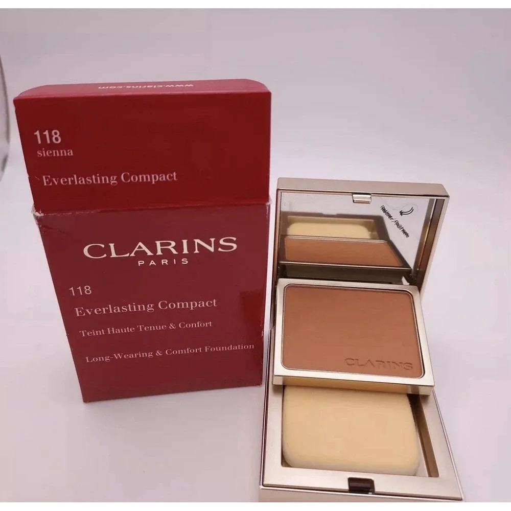 Clarins‎ Everlasting Compact Foundation .3oz 117 HAZELNUT NWB
